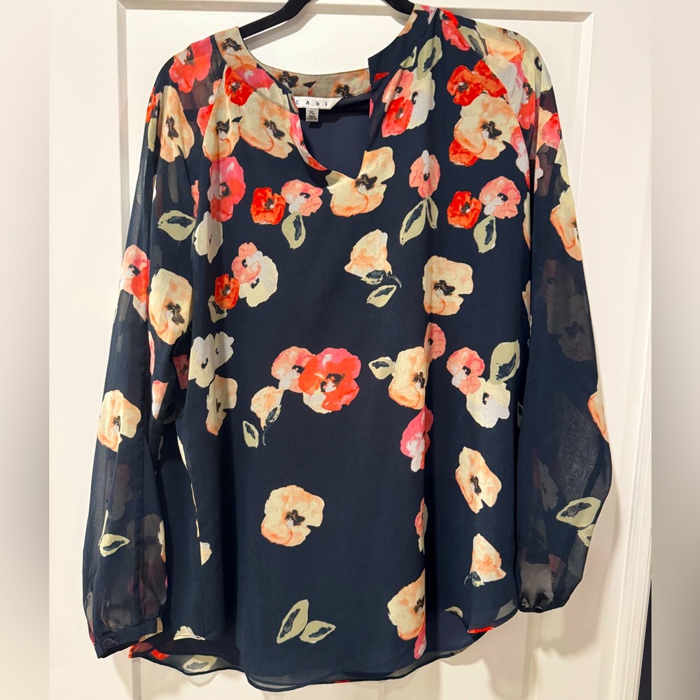 CAbi Floral Print Women's Top